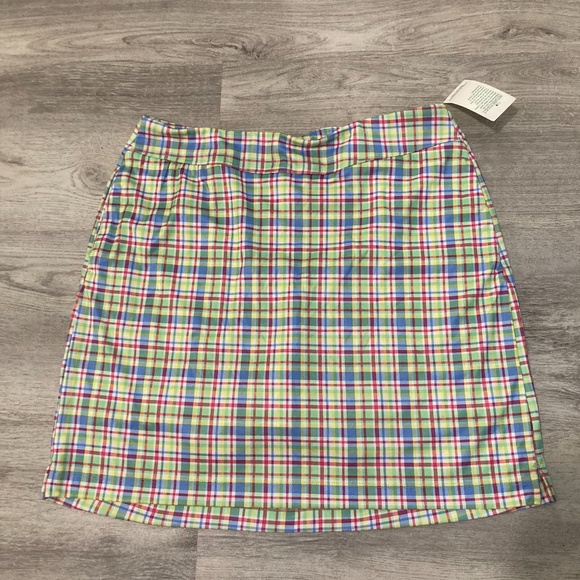 green and red  tartan skort - Picture 2 of 4
